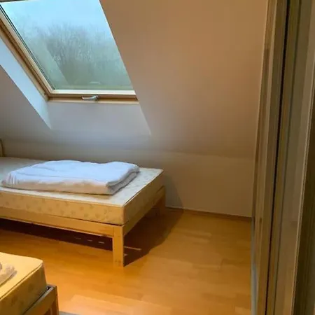 Exclusive Monteurwohnung 8 Personen Apartamento *
